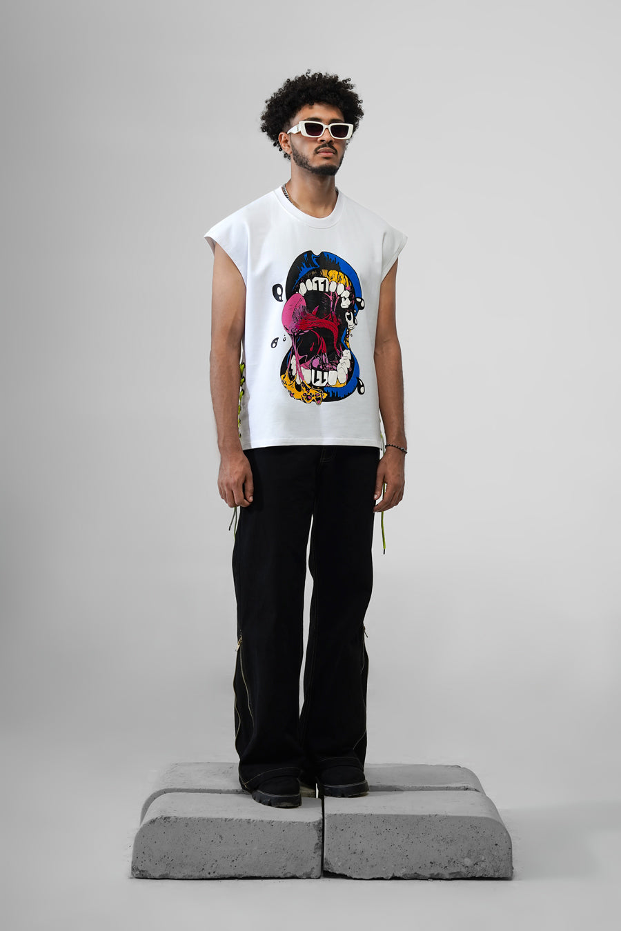 The Rolling Tongue white